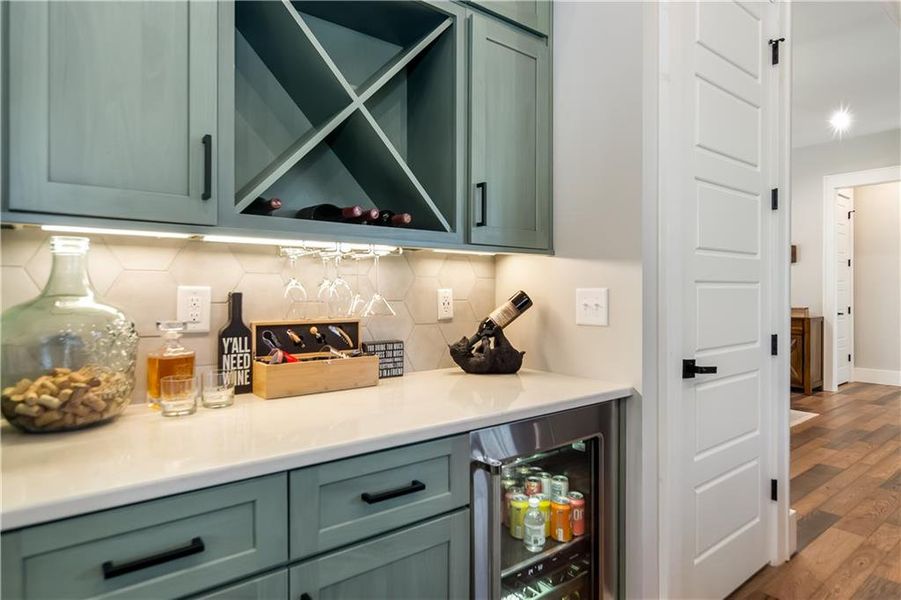 Furnished interior view inside a new home in , Ellijay (Image 46).