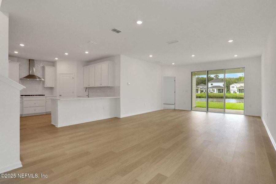 Spacious, unfurnished interior of a new home in TrailMark, St. Augustine (Image 36).