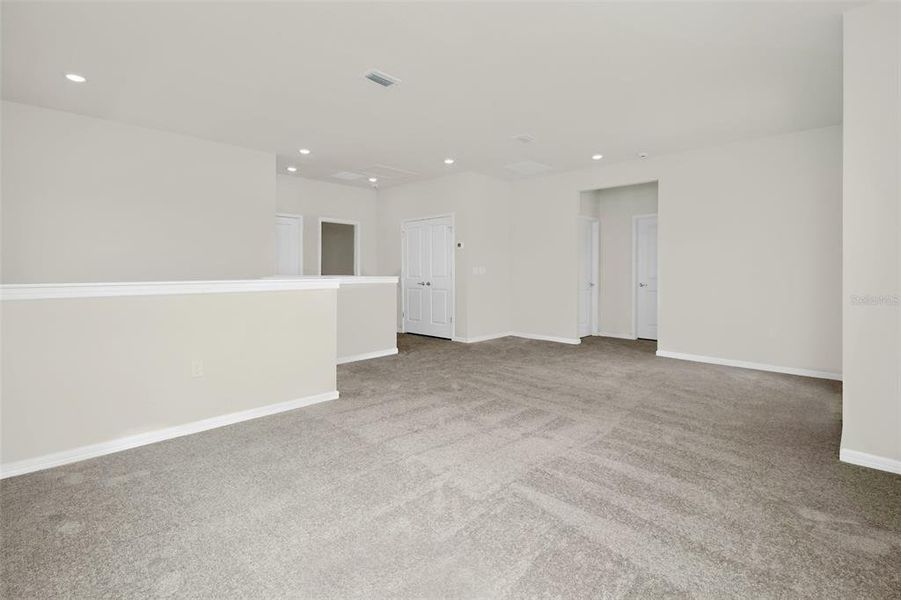Spacious, unfurnished interior of a new home in Weslyn Park, St. Cloud (Image 33).