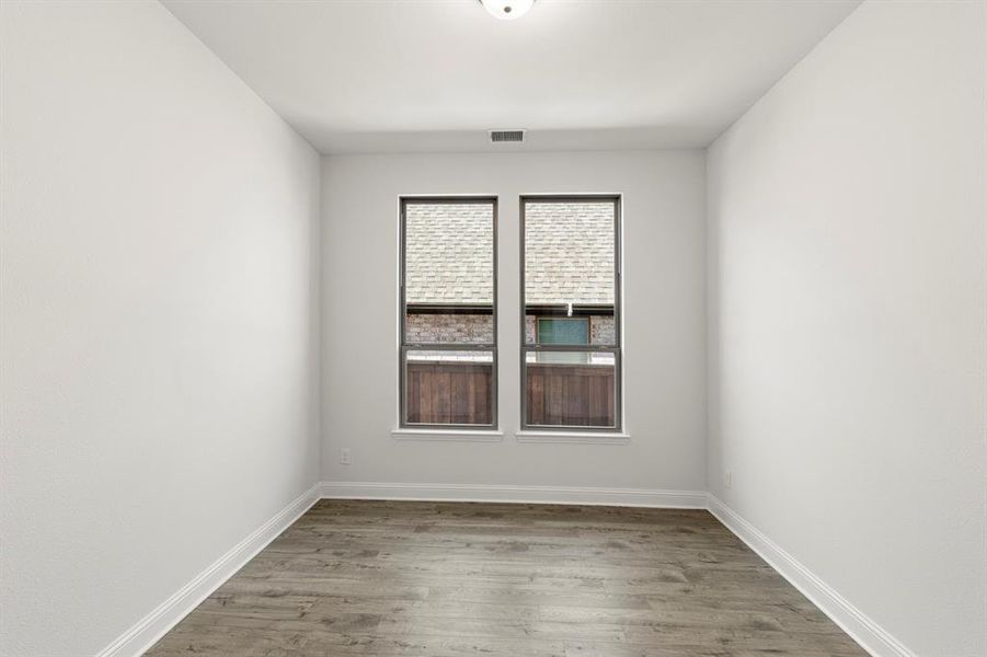 06. 814 Stoney - Study