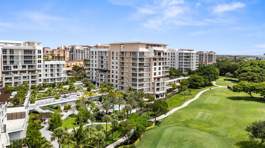 Condo located in Boca Raton, FL showcasing its design and architecture (Image 4). Condo located in Boca Raton, FL showcasing its design and architecture (Image 4).
