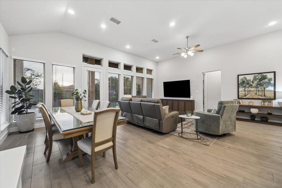 Furnished interior view inside a new home in Sienna, Missouri City (Image 14).