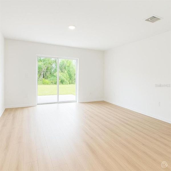Spacious, unfurnished interior of a new home in Broadleaf, Parrish (Image 6).