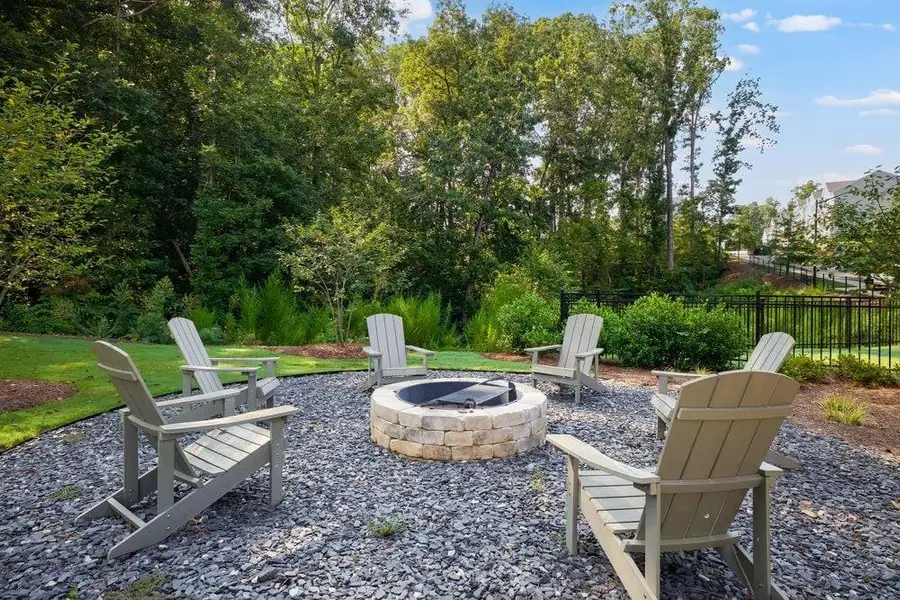 Image 28 of a home in Hampton Trace.