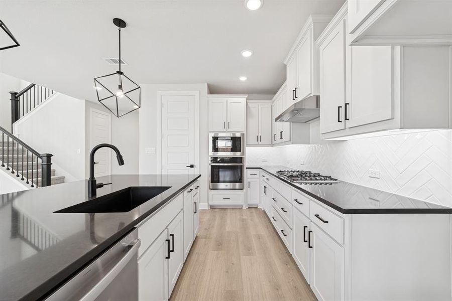 Furnished interior view inside a new home in Mantua Point Classics, Van Alstyne (Image 13). Furnished interior view inside a new home in Mantua Point Classics, Van Alstyne (Image 13).