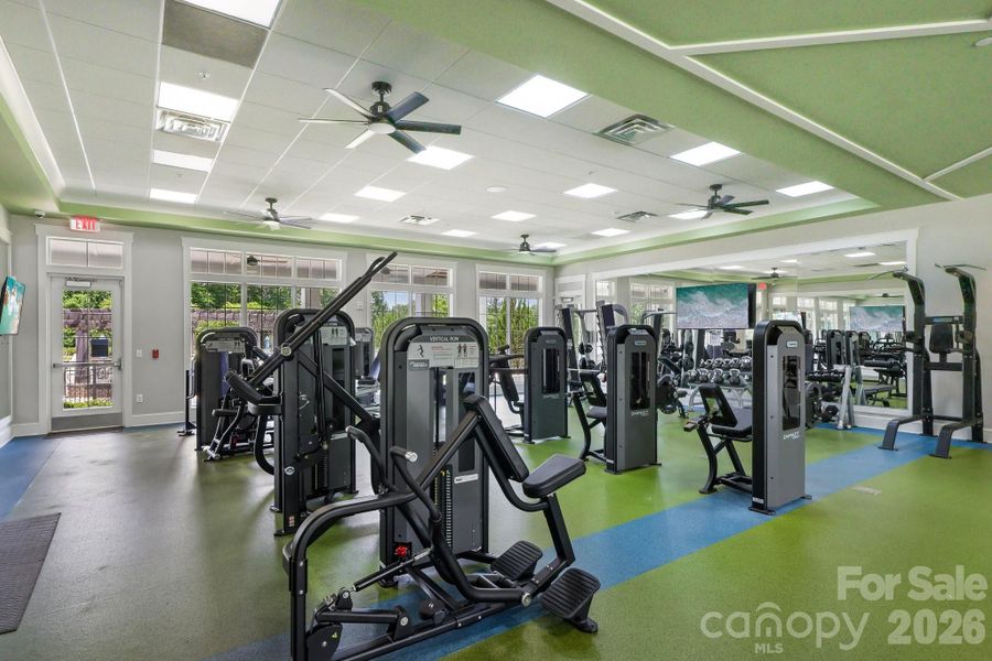 Community amenities in , Charlotte (Image 33).