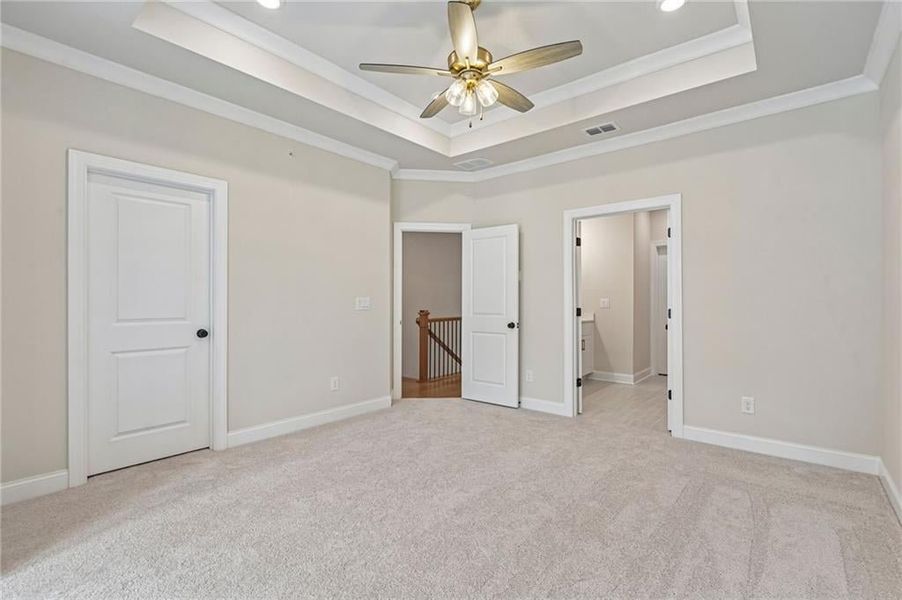 Spacious, unfurnished interior of a new home in Byers Park, Alpharetta (Image 38).