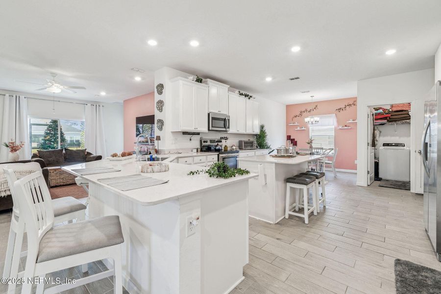Furnished interior view inside a new home in Amelia Walk, Fernandina Beach (Image 30).