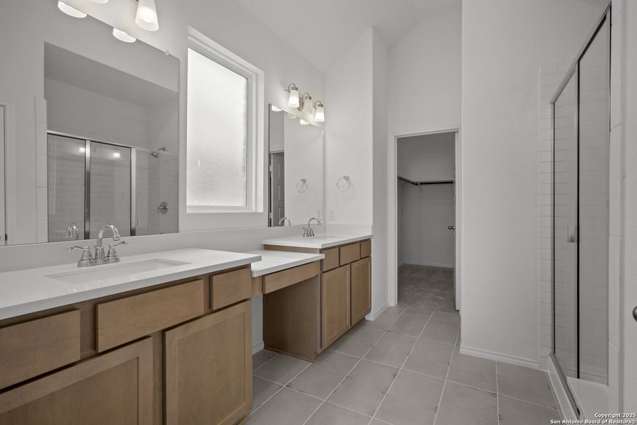 Furnished interior view inside a new home in Stillwater Ranch 45', San Antonio (Image 6).