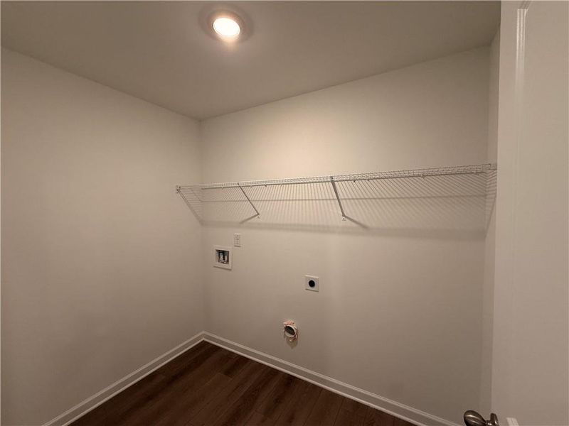 Spacious, unfurnished interior of a new home in Leydenview, Mableton (Image 20).