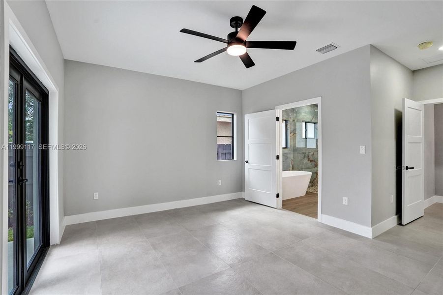 Spacious, unfurnished interior of a new home in , West Park (Image 22).