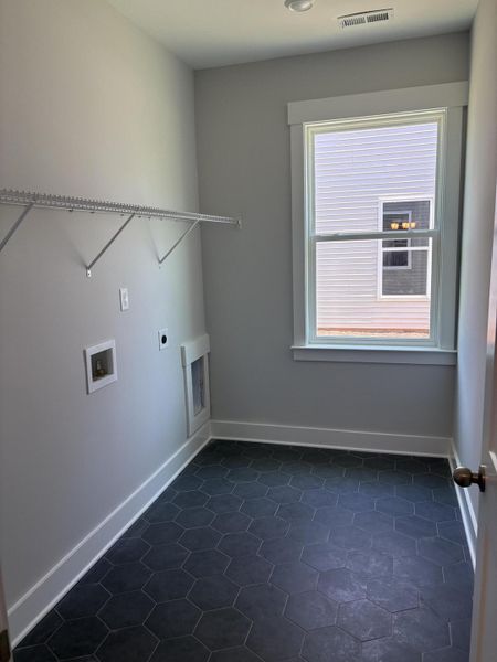 Spacious, unfurnished interior of a new home in Parker's Preserve, Ridgeville (Image 16). Spacious, unfurnished interior of a new home in Parker's Preserve, Ridgeville (Image 16).