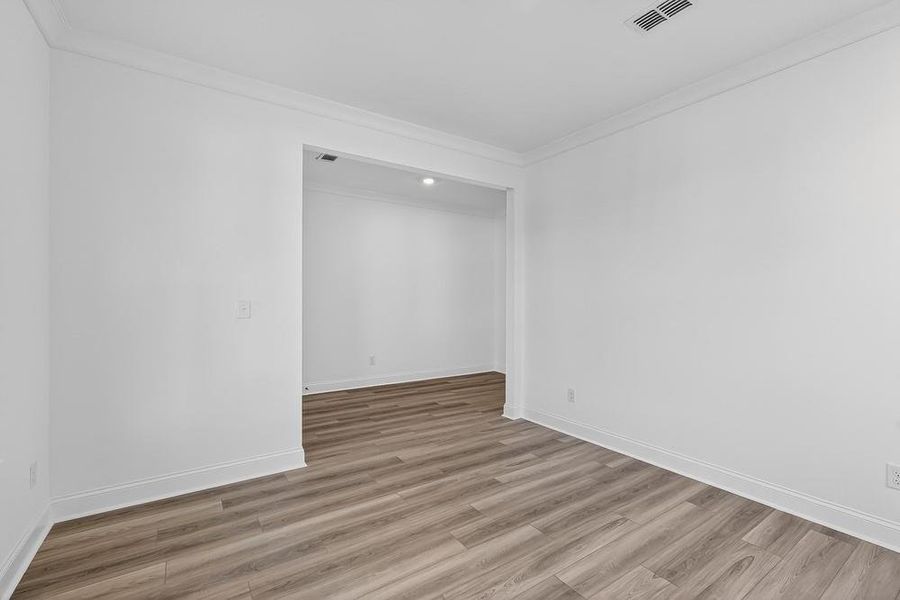 Spacious, unfurnished interior of a new home in Bailey Fence, Dacula (Image 42).