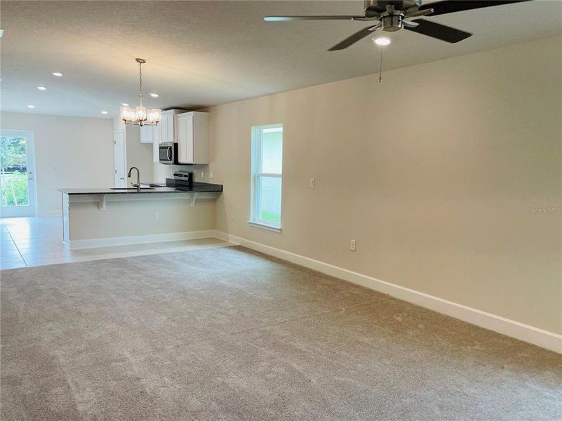 Spacious, unfurnished interior of a new home in Harmony Central, St. Cloud (Image 6).