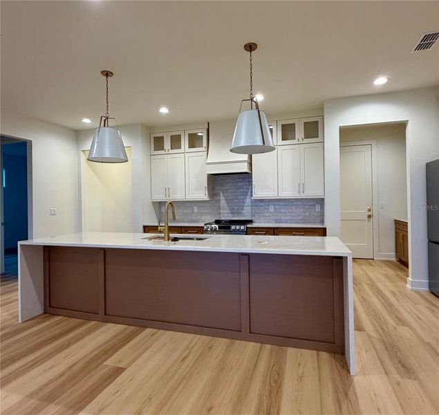 Furnished interior view inside a new home in , Lake Alfred (Image 6). Furnished interior view inside a new home in , Lake Alfred (Image 6).