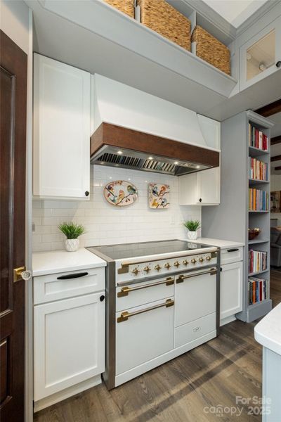 Imagine holidays in this home with such fabulous appliances! Imagine holidays in this home with such fabulous appliances!