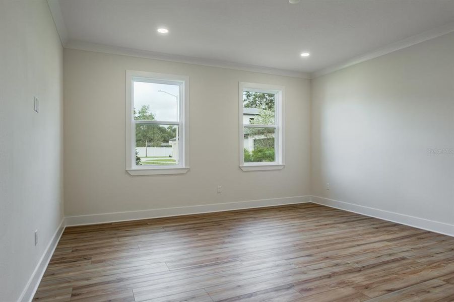Spacious, unfurnished interior of a new home in , Palm Harbor (Image 33).