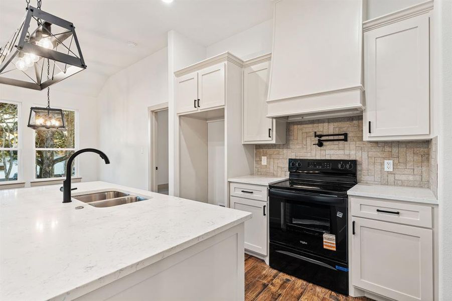 Furnished interior view inside a new home in , Granbury (Image 9). Furnished interior view inside a new home in , Granbury (Image 9).