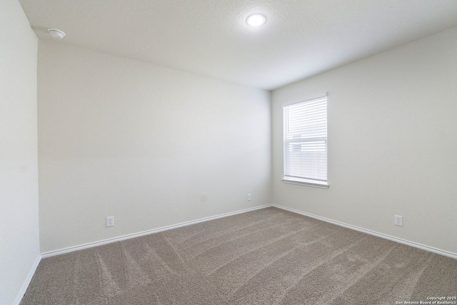 Spacious, unfurnished interior of a new home in Whisper Falls, San Antonio (Image 15). Spacious, unfurnished interior of a new home in Whisper Falls, San Antonio (Image 15).