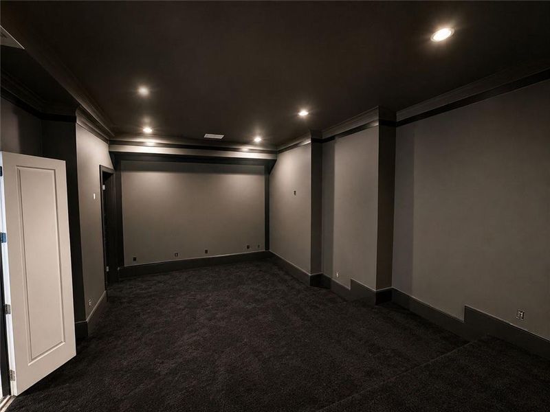 Spacious, unfurnished interior of a new home in , Alpharetta (Image 17).