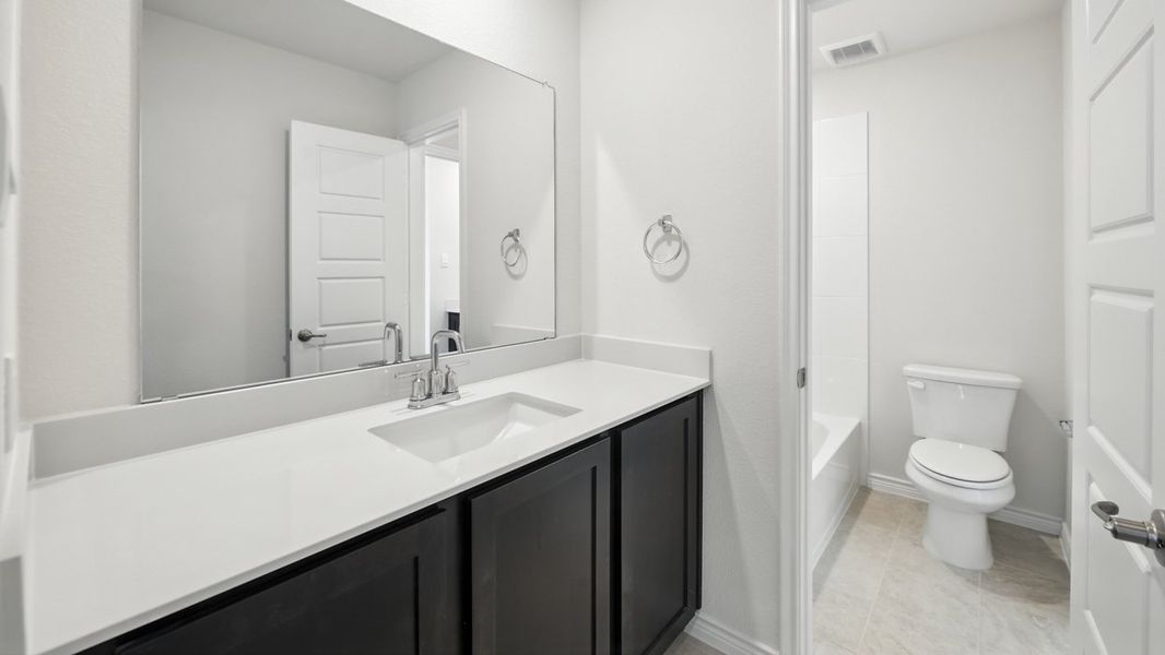 Representative furnished interior of a home built from the Amethyst by D.R. Horton in The Woods at Lindsey Place, Anna (Image 8). Representative furnished interior of a home built from the Amethyst by D.R. Horton in The Woods at Lindsey Place, Anna (Image 8).