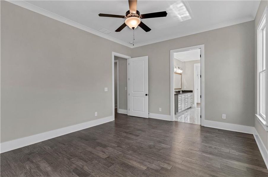 Spacious, unfurnished interior of a new home in Eastmore, Conyers (Image 44).