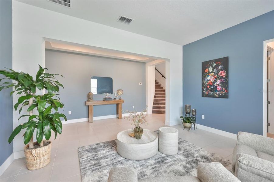 Furnished interior view inside a new home in , Apollo Beach (Image 11).