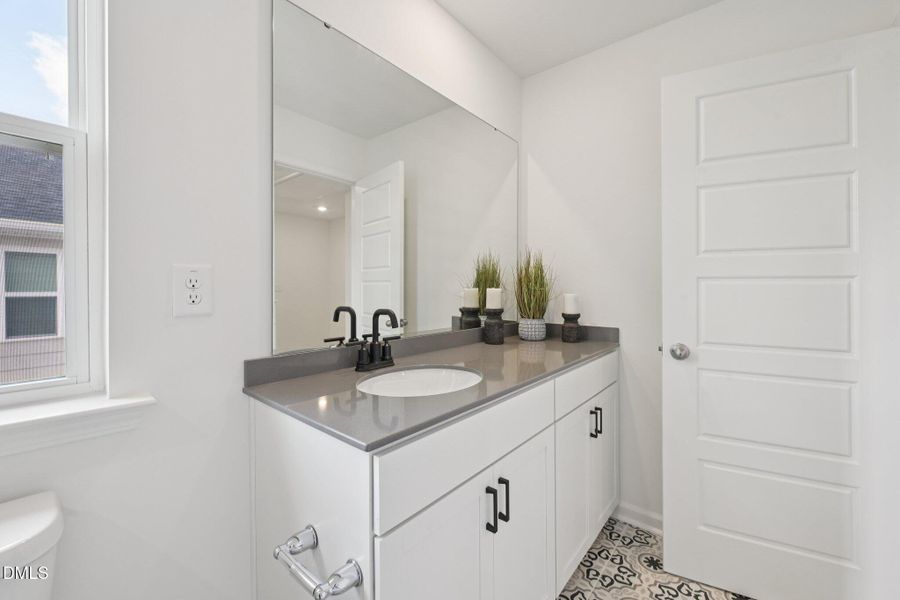 29-web-or-mls-2009 Oakdale Dr-S3103-029