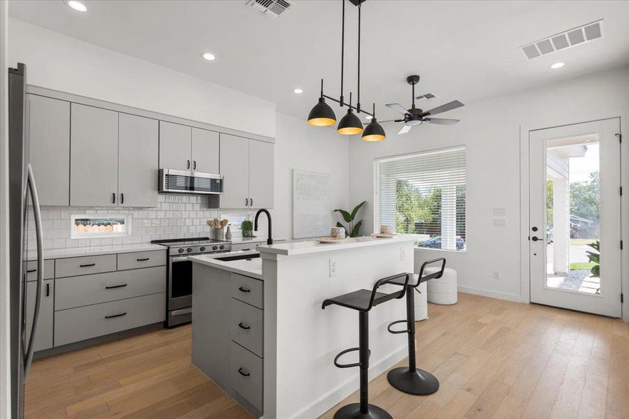 Furnished interior view inside a new home in , Austin (Image 19). Furnished interior view inside a new home in , Austin (Image 19).