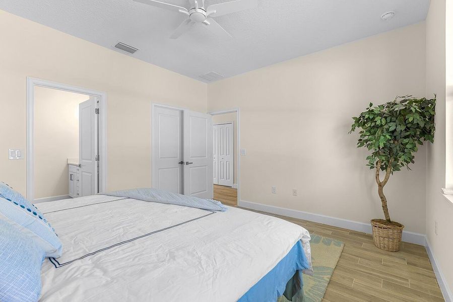 8526-102nd-Ct-HigMedia-029-1280