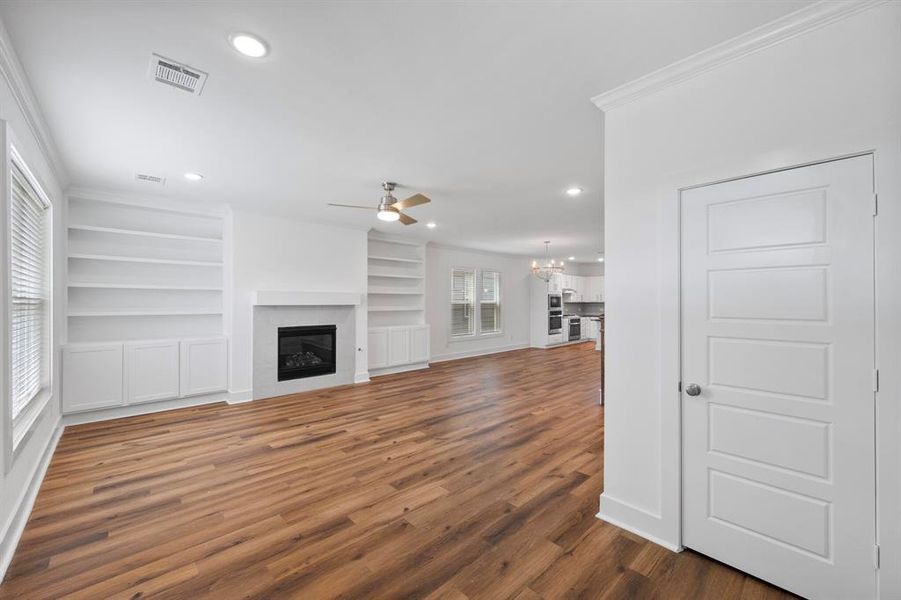 Image 28 of a home in Heritage Towne.