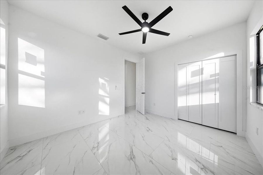 Spacious, unfurnished interior of a new home in , Punta Gorda (Image 17).