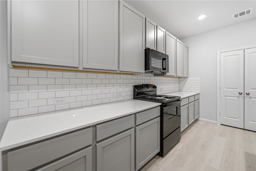 Furnished interior view inside a new home in Hunters Glen, Jarrell (Image 10). Furnished interior view inside a new home in Hunters Glen, Jarrell (Image 10).