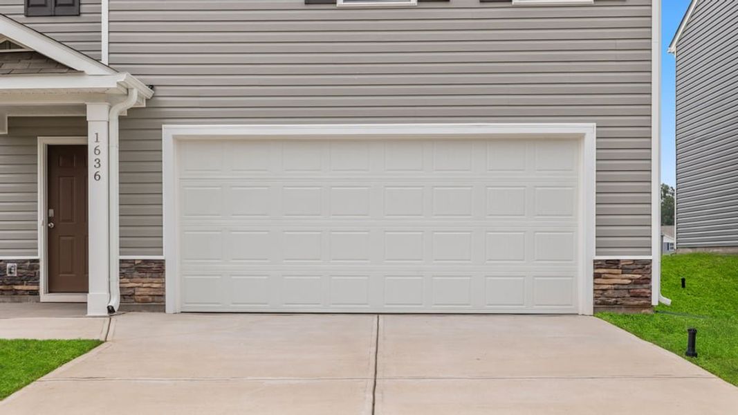 Exterior details and patio area of a home in Ravencrest, Roebuck (Image 4). Exterior details and patio area of a home in Ravencrest, Roebuck (Image 4).