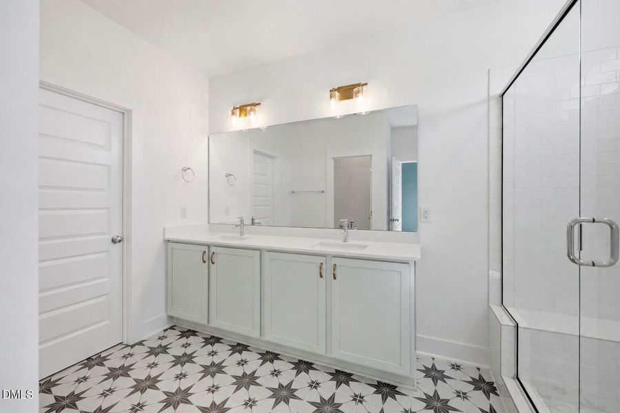 021_WFP-2874 Primary Bathroom - Medium