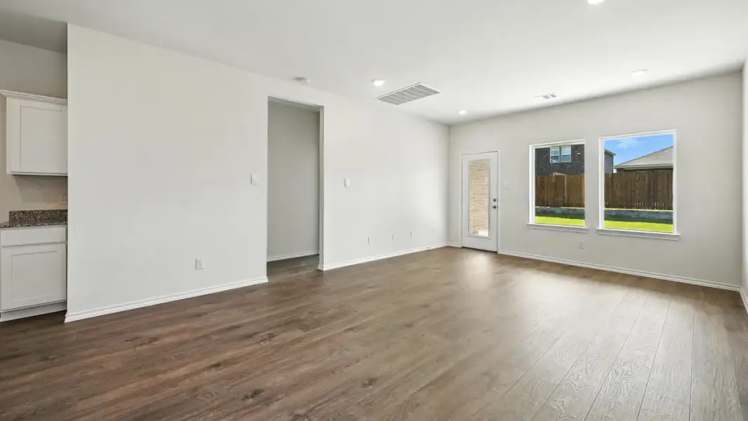 Spacious, unfurnished interior of a new home in Northspur, Terrell (Image 28). Spacious, unfurnished interior of a new home in Northspur, Terrell (Image 28).
