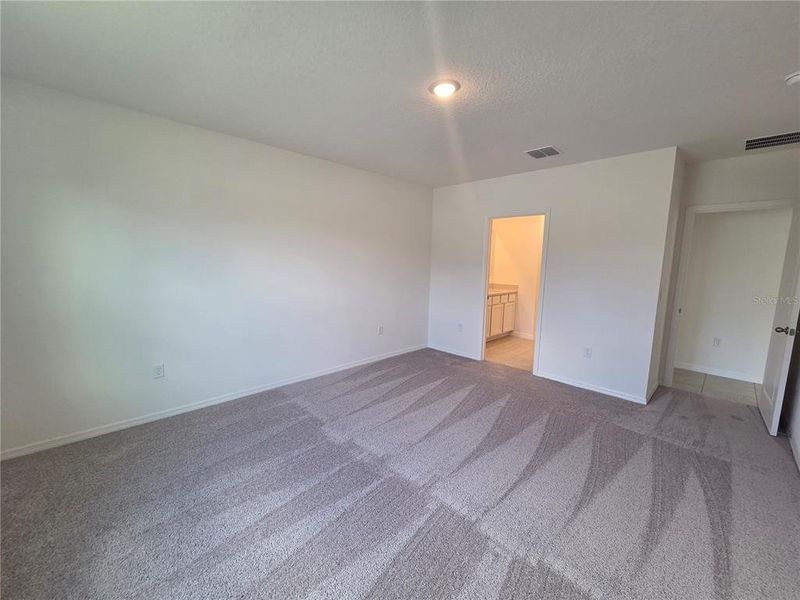 Spacious, unfurnished interior of a new home in Villamar, Winter Haven (Image 17). Spacious, unfurnished interior of a new home in Villamar, Winter Haven (Image 17).