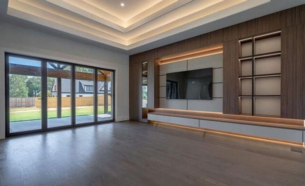 Image 100 of a home in .