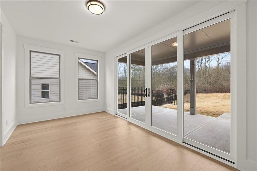 Spacious, unfurnished interior of a new home in Soleil Belmont Park, Canton (Image 44).