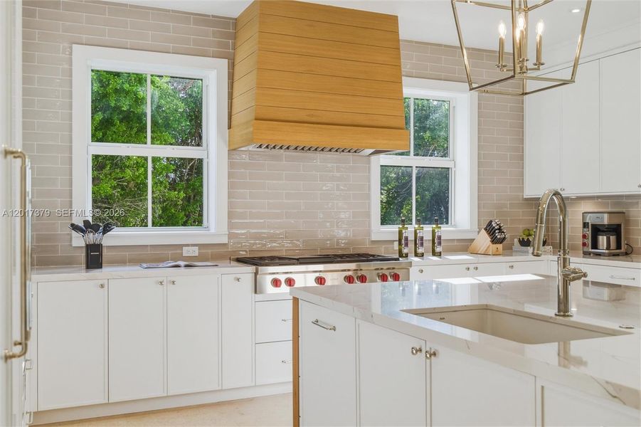Furnished interior view inside a new home in , Islamorada, Village of Islands (Image 47).