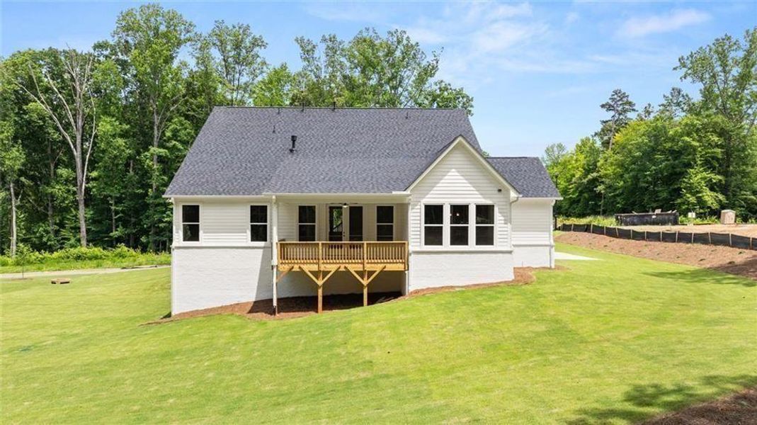 Exterior details and patio area of a home in , Gainesville (Image 29).
