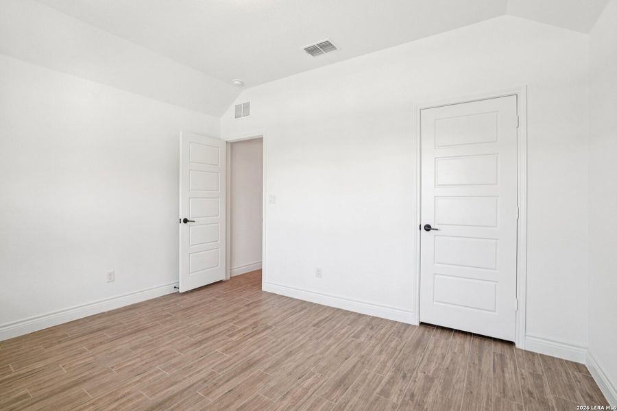 Spacious, unfurnished interior of a new home in , New Braunfels (Image 18).