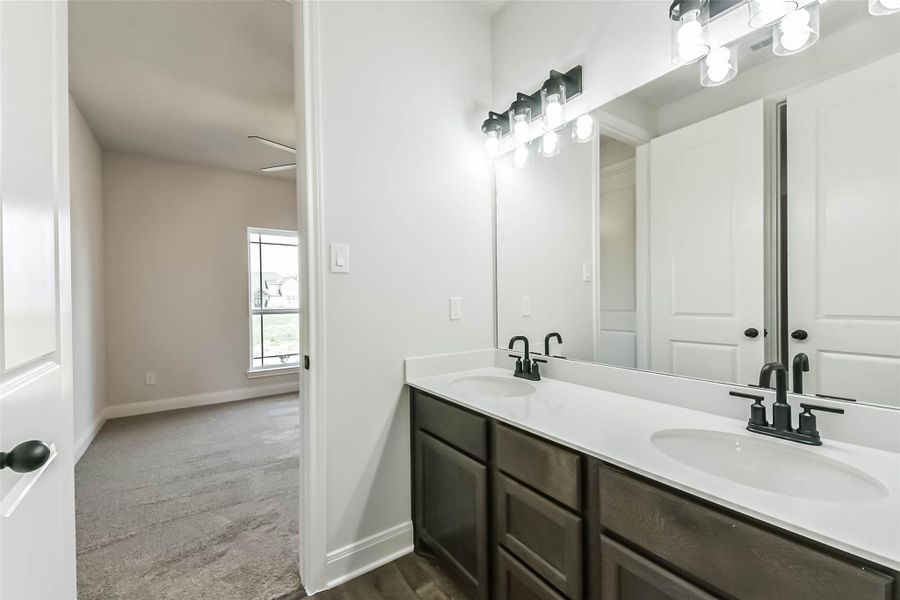 Furnished interior view inside a new home in , Baytown (Image 6).
