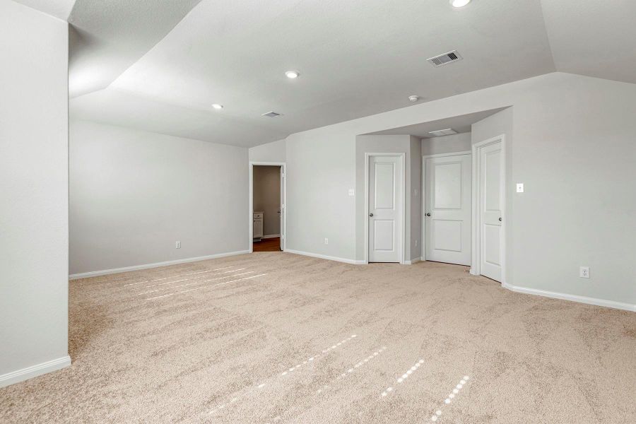 Spacious, unfurnished interior of a new home in Magnolia Woods, Magnolia (Image 7).