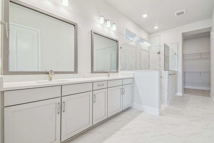 The Colston - Owner's Bath The Colston - Owner's Bath