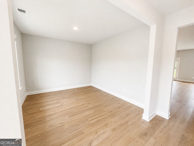 Spacious, unfurnished interior of a new home in Harley Farms South, Bonaire (Image 12). Spacious, unfurnished interior of a new home in Harley Farms South, Bonaire (Image 12).