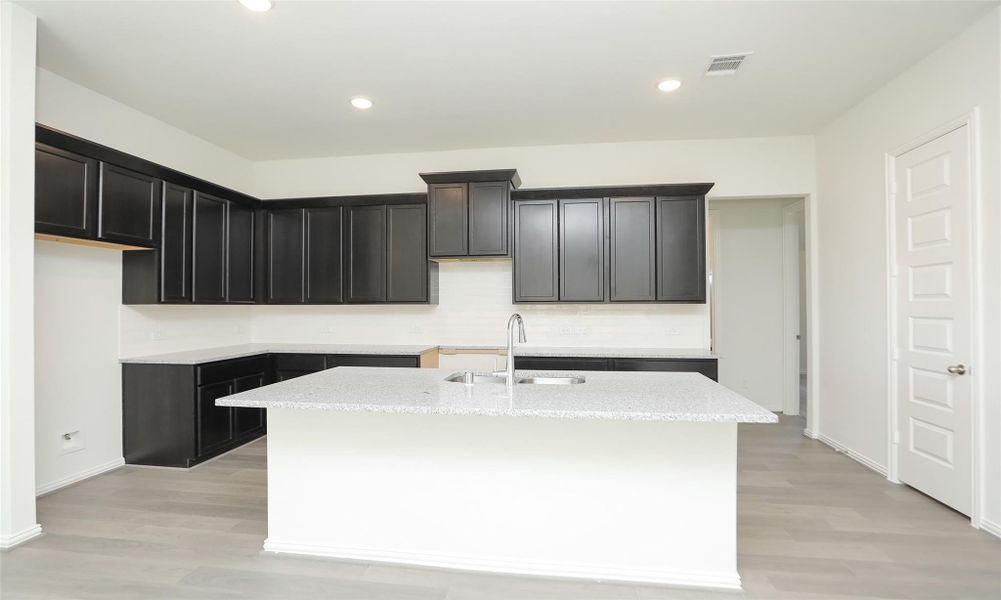 Image 35 of a home in River Ranch.