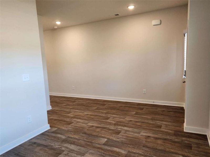 Spacious, unfurnished interior of a new home in Southern Hills, McDonough (Image 24).