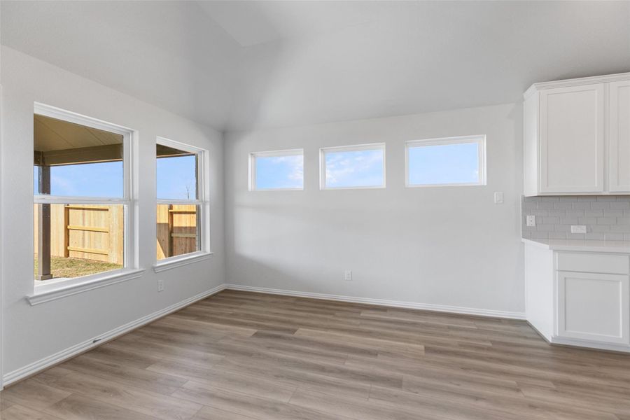 Spacious, unfurnished interior of a new home in River Ranch, Dayton (Image 24).