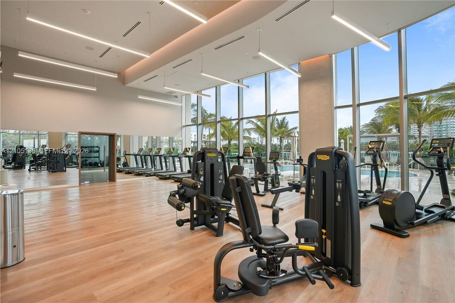 Community amenities in , North Miami (Image 58).